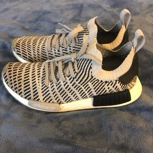 Adidas NMD R1 STLT PK